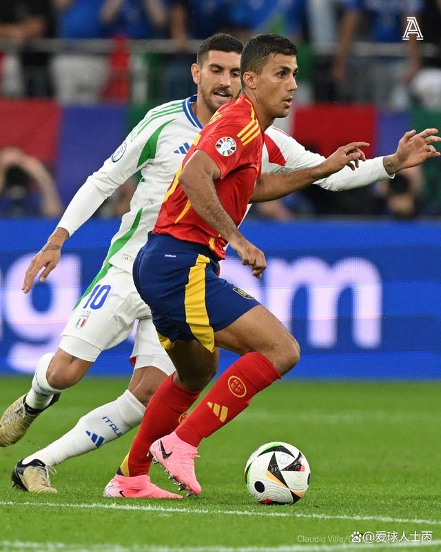 英格兰翻盘西班牙，佩德里点燃赛场的简单介绍